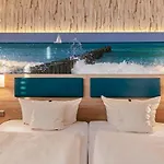 Blinkfueer Hotell 4*